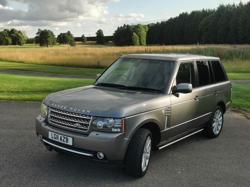 LAND ROVER RANGE ROVER 4.4 TD V8 Vogue SE Auto 4WD 5dr 2011