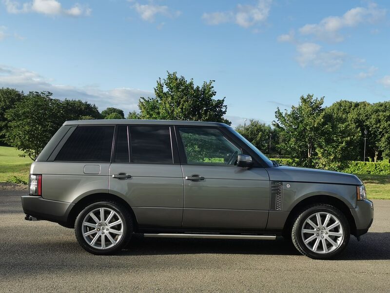 LAND ROVER RANGE ROVER 4.4 TD V8 Vogue SE Auto 4WD 5dr 2011