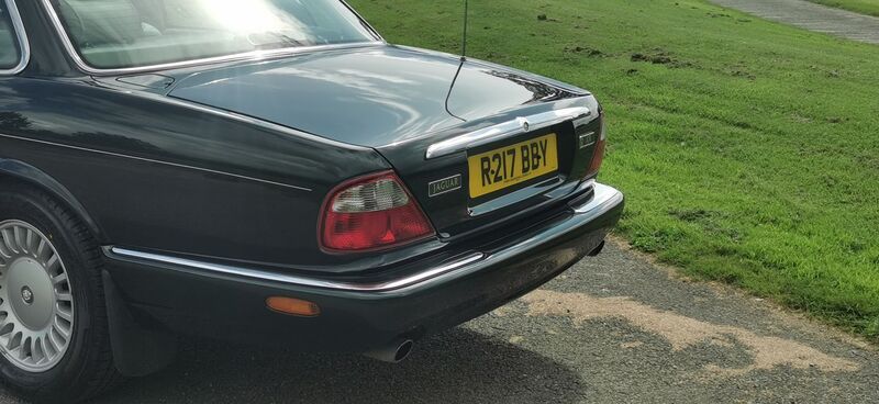 JAGUAR XJ 3.2 V8 XJ8 4dr Saloon Auto 1998