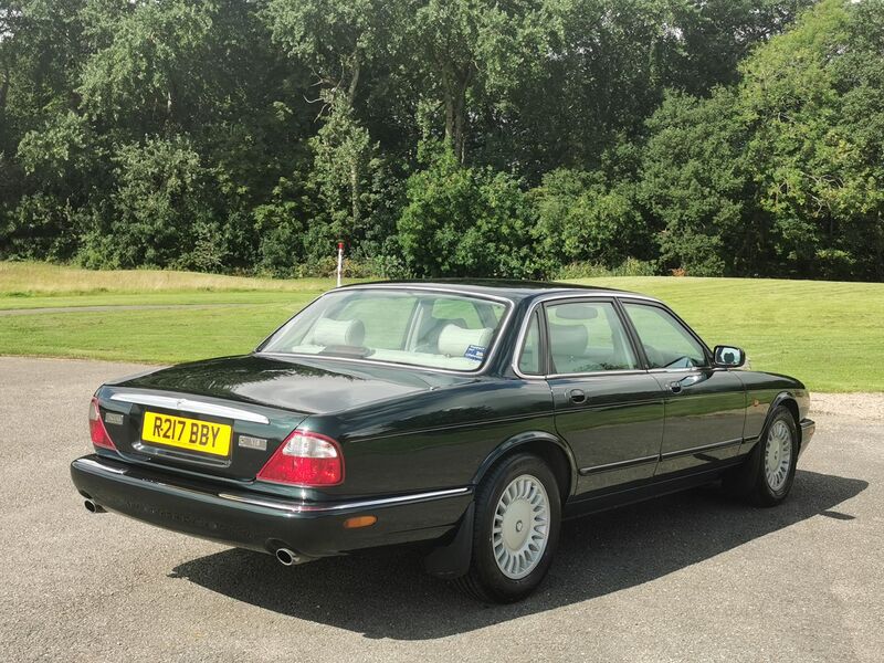 JAGUAR XJ 3.2 V8 XJ8 4dr Saloon Auto 1998