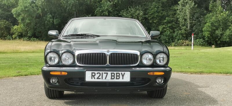 JAGUAR XJ 3.2 V8 XJ8 4dr Saloon Auto 1998