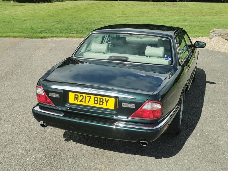 JAGUAR XJ 3.2 V8 XJ8 4dr Saloon Auto 1998