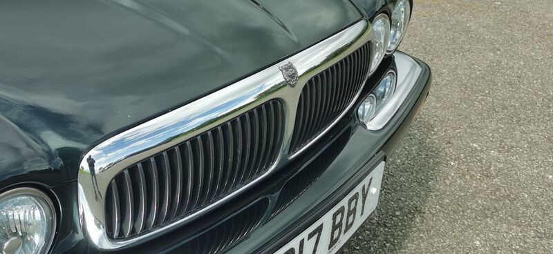 JAGUAR XJ 3.2 V8 XJ8 4dr Saloon Auto 1998