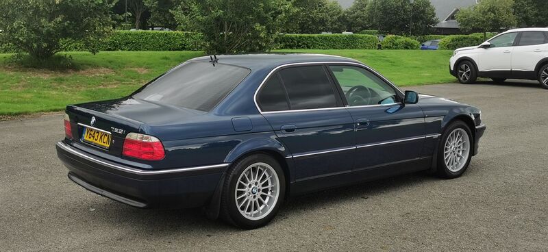 BMW 7 SERIES 2.8 728i 4dr 2001