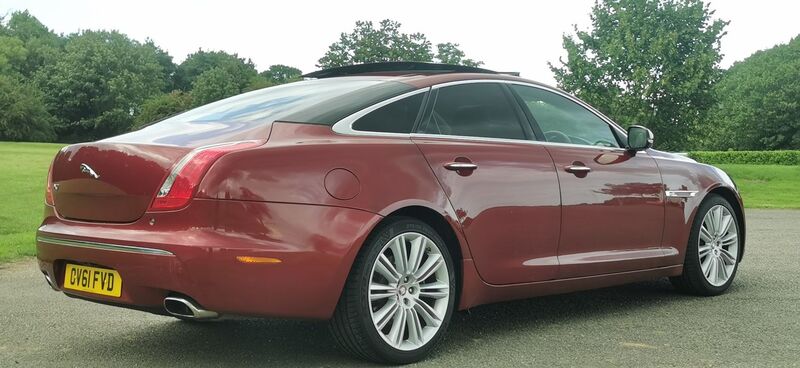 JAGUAR XJ 3.0d V6 Portfolio Auto Euro 5 4dr 2011