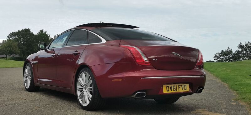 JAGUAR XJ 3.0d V6 Portfolio Auto Euro 5 4dr 2011