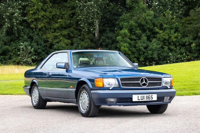 MERCEDES-BENZ SEC SERIES C126 560 SEC Flagship Coupe 2dr 1990