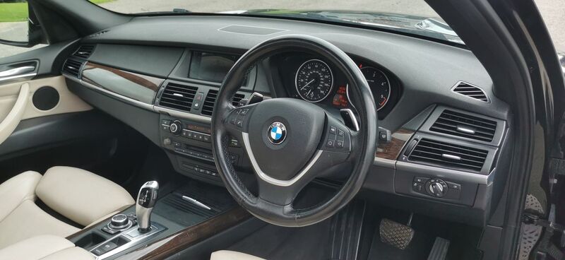 BMW X5 3.0 30d SE Steptronic xDrive 5dr 2012