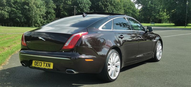 JAGUAR XJ 3.0d V6 Portfolio Auto Euro 5 ss 4dr LWB 2013