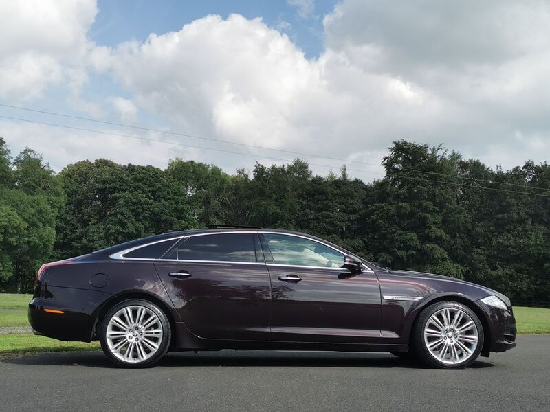 JAGUAR XJ 3.0d V6 Portfolio Auto Euro 5 ss 4dr LWB 2013