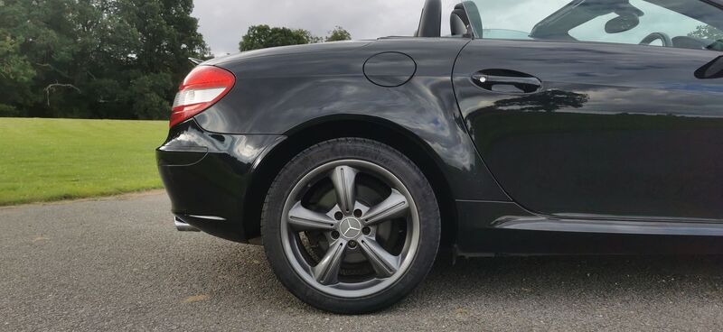 MERCEDES-BENZ SLK 3.5 SLK350 7G-Tronic 2dr 2004