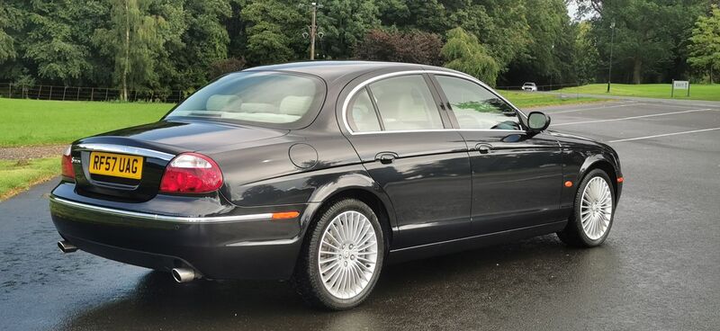 JAGUAR S-TYPE 2.7D V6 SE 4dr 2007