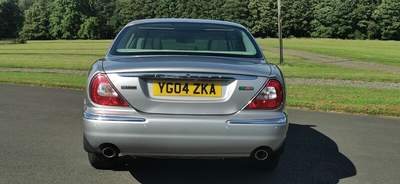 JAGUAR XJ 3.0 SE 4dr 2004