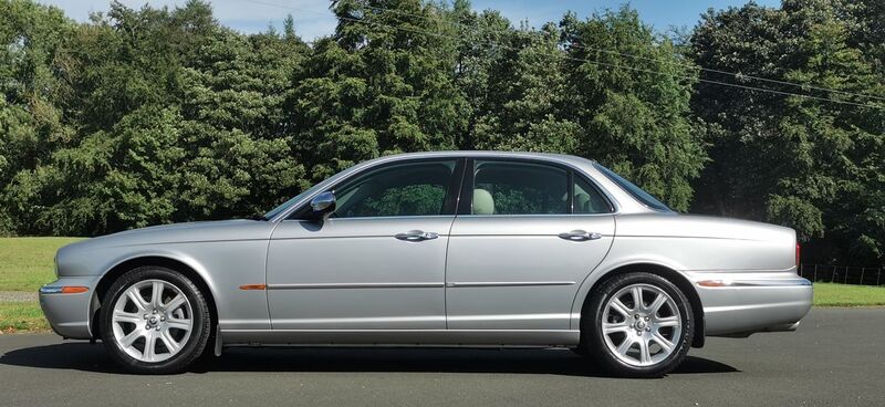 JAGUAR XJ 3.0 SE 4dr 2004