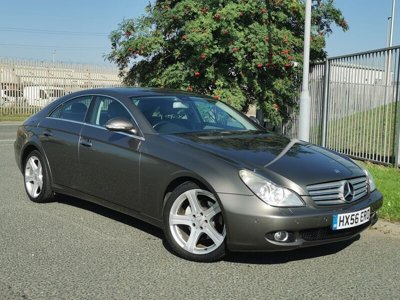 MERCEDES-BENZ CLS 3.0 CLS320 CDI Coupe 7G-Tronic 4dr 2006