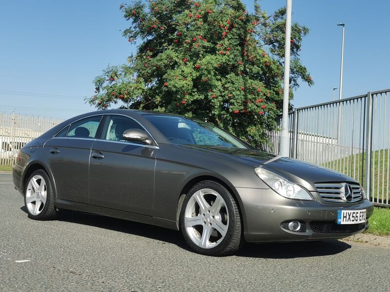 MERCEDES-BENZ CLS 3.0 CLS320 CDI Coupe 7G-Tronic 4dr 2006