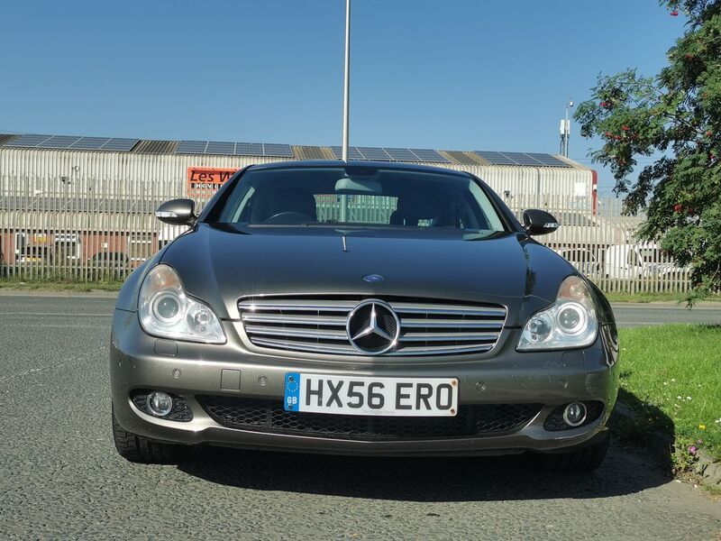 MERCEDES-BENZ CLS 3.0 CLS320 CDI Coupe 7G-Tronic 4dr 2006