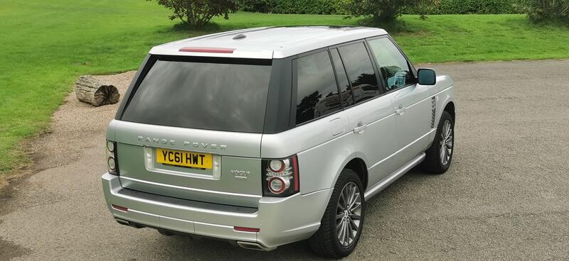 LAND ROVER RANGE ROVER 4.4 TD V8 Vogue Auto 4WD Euro 5 5dr Exterior Design Pack 2011