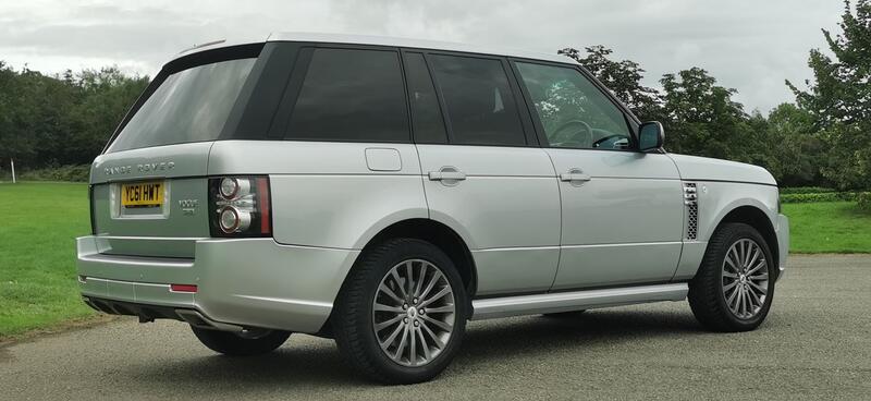 LAND ROVER RANGE ROVER 4.4 TD V8 Vogue Auto 4WD Euro 5 5dr Exterior Design Pack 2011