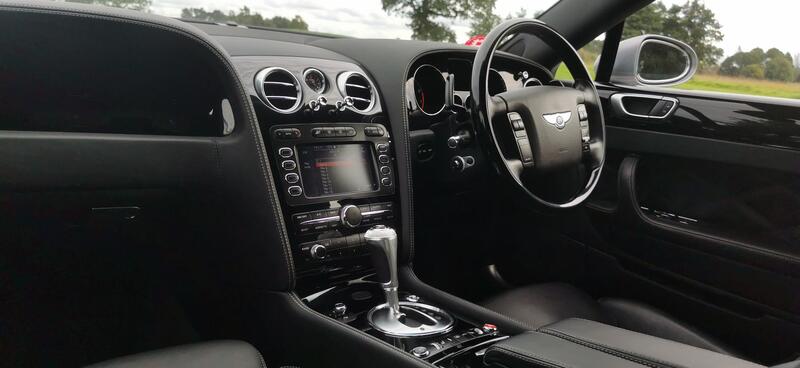 BENTLEY CONTINENTAL FLYING SPUR 6.0 W12 Flying Spur Auto 4WD 4dr 2006