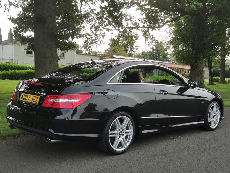 MERCEDES-BENZ E CLASS 3.0 E350 CDI V6 BlueEfficiency Sport G-Tronic Euro 5 2dr 2009